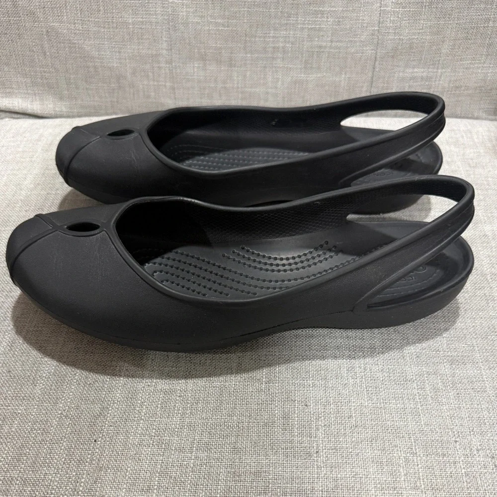 CROCS sienna flat